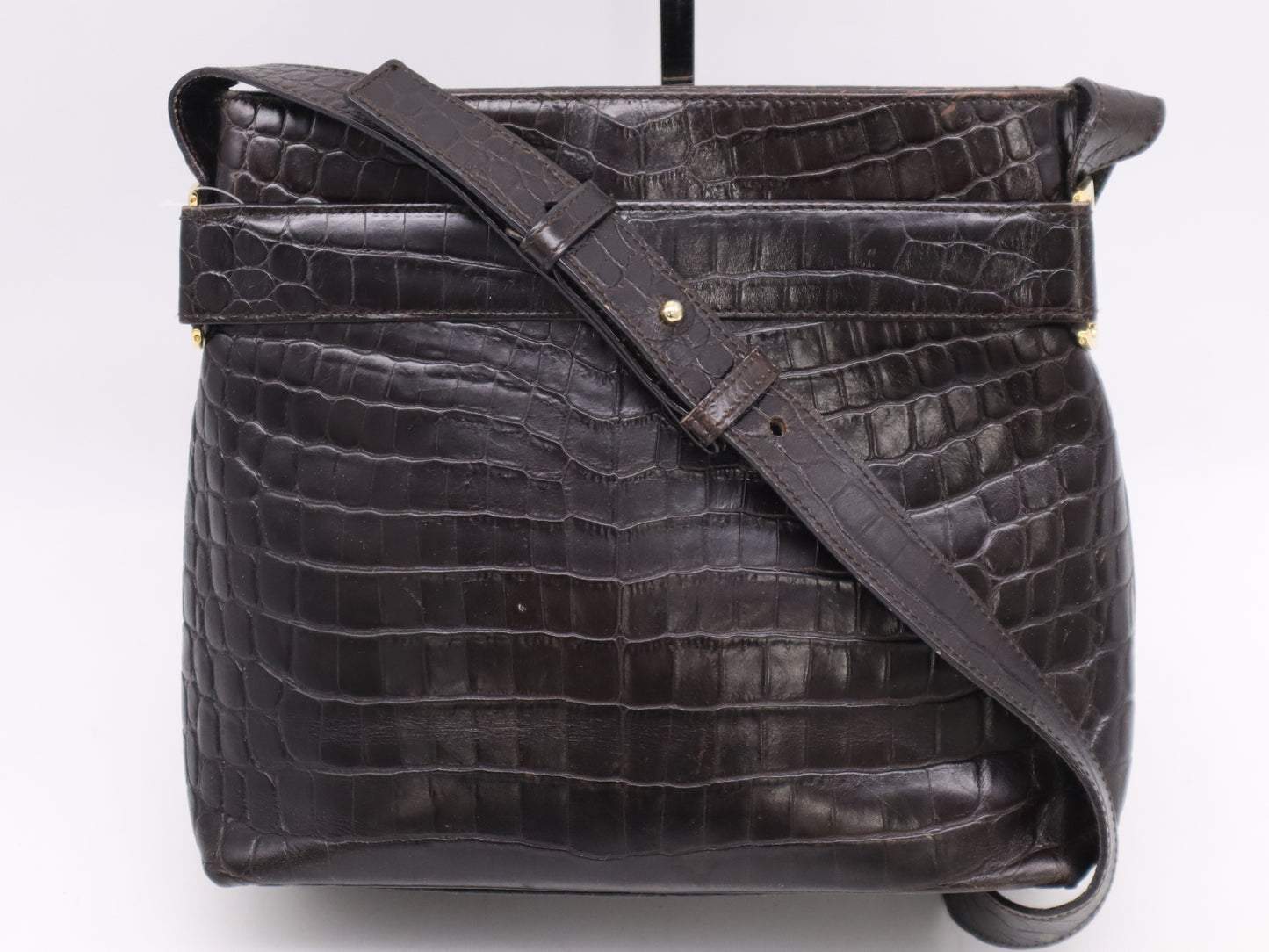 Salvatore Ferragamo Vara Leather Shoulder Bag in Black