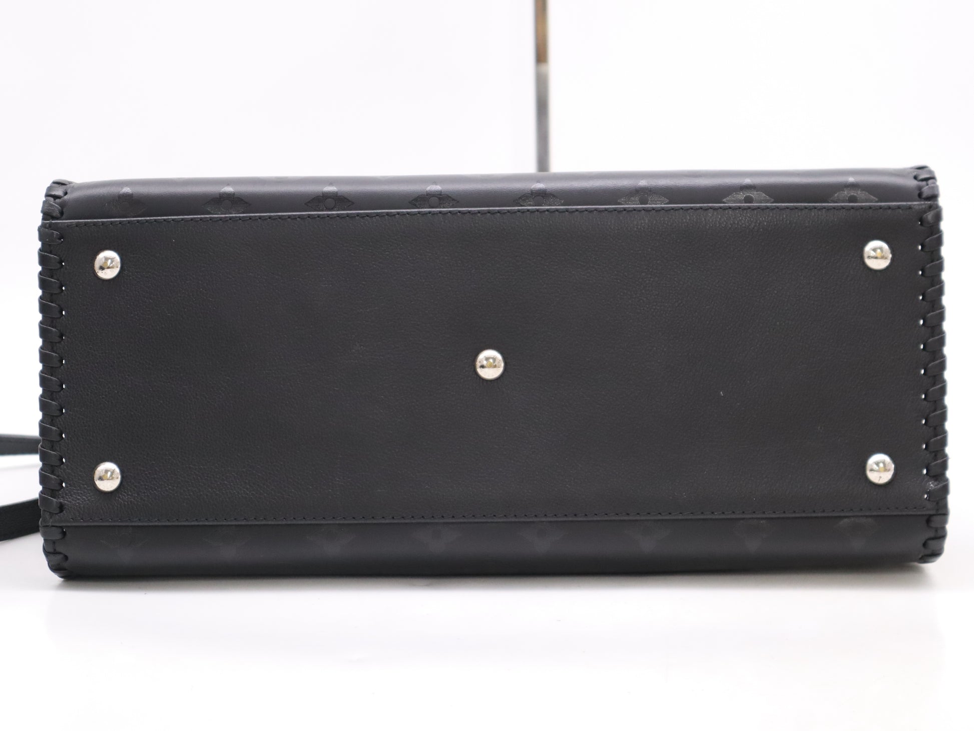 LOUIS VUITTON Monogram M54147 Monogram Very Zip Tote Noir with Padlock, Two Keys, Cloche, Shoulder Strap, Dust Bag, RFID Ready