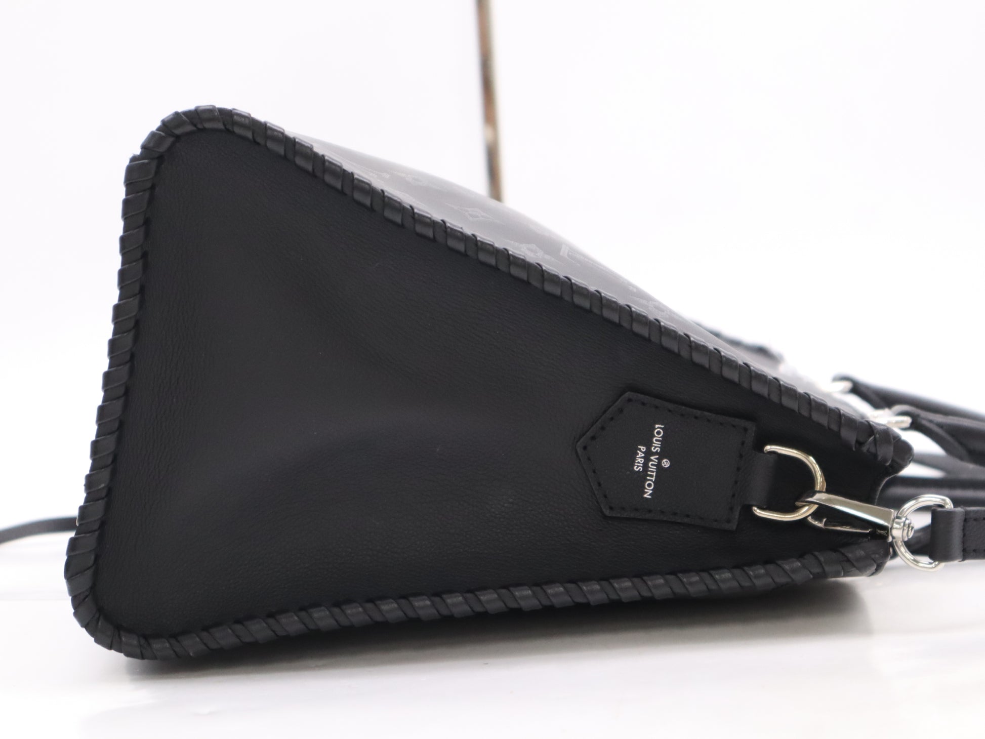 LOUIS VUITTON Monogram M54147 Monogram Very Zip Tote Noir with Padlock, Two Keys, Cloche, Shoulder Strap, Dust Bag, RFID Ready