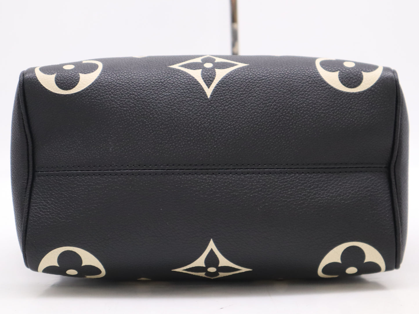 LOUIS VUITTON Monogram Empreinte M58947 Empreinte Speedy 25 Bandouliere, Two-Tone, RFID Verified, Includes Padlock, Two Keys, Shoulder Strap, and Dust Bag