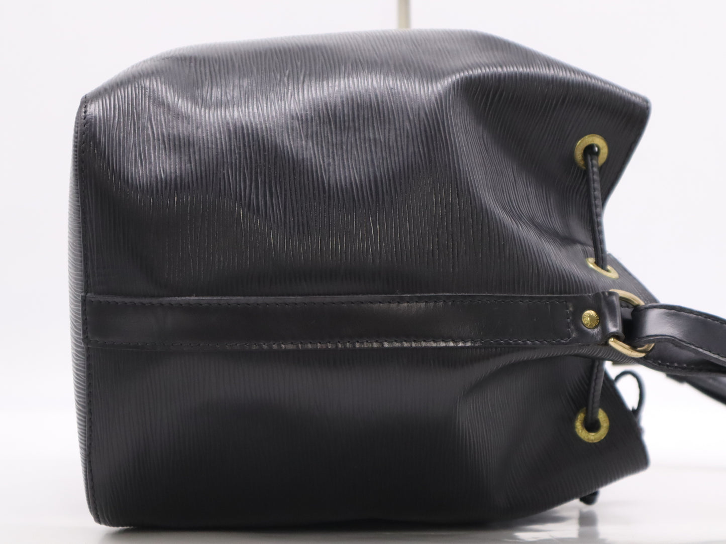 LOUIS VUITTON Epi M44102 Epi Petit Noe Noir Shoulder Bag