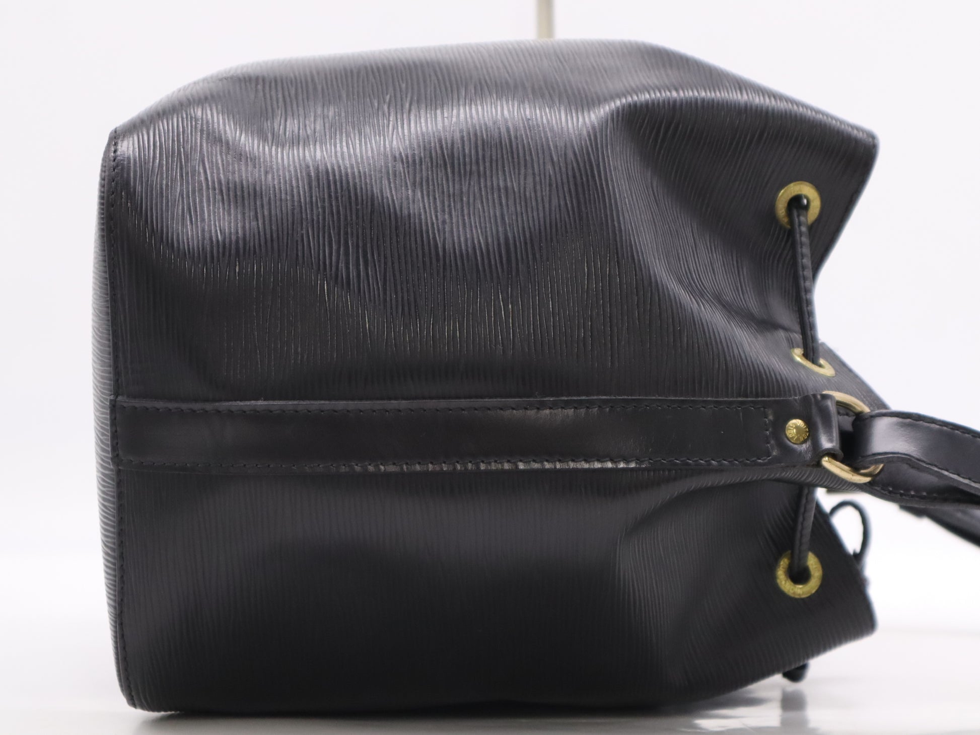 LOUIS VUITTON Epi M44102 Epi Petit Noe Noir Shoulder Bag