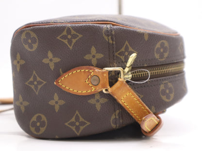 LOUIS VUITTON Monogram M51221 Monogram Blois Shoulder Bag