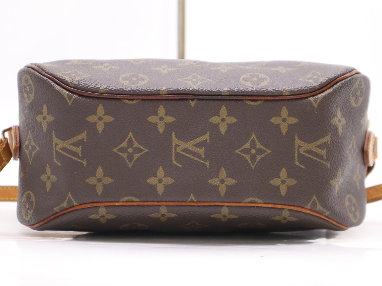 LOUIS VUITTON Monogram M51221 Monogram Blois Shoulder Bag