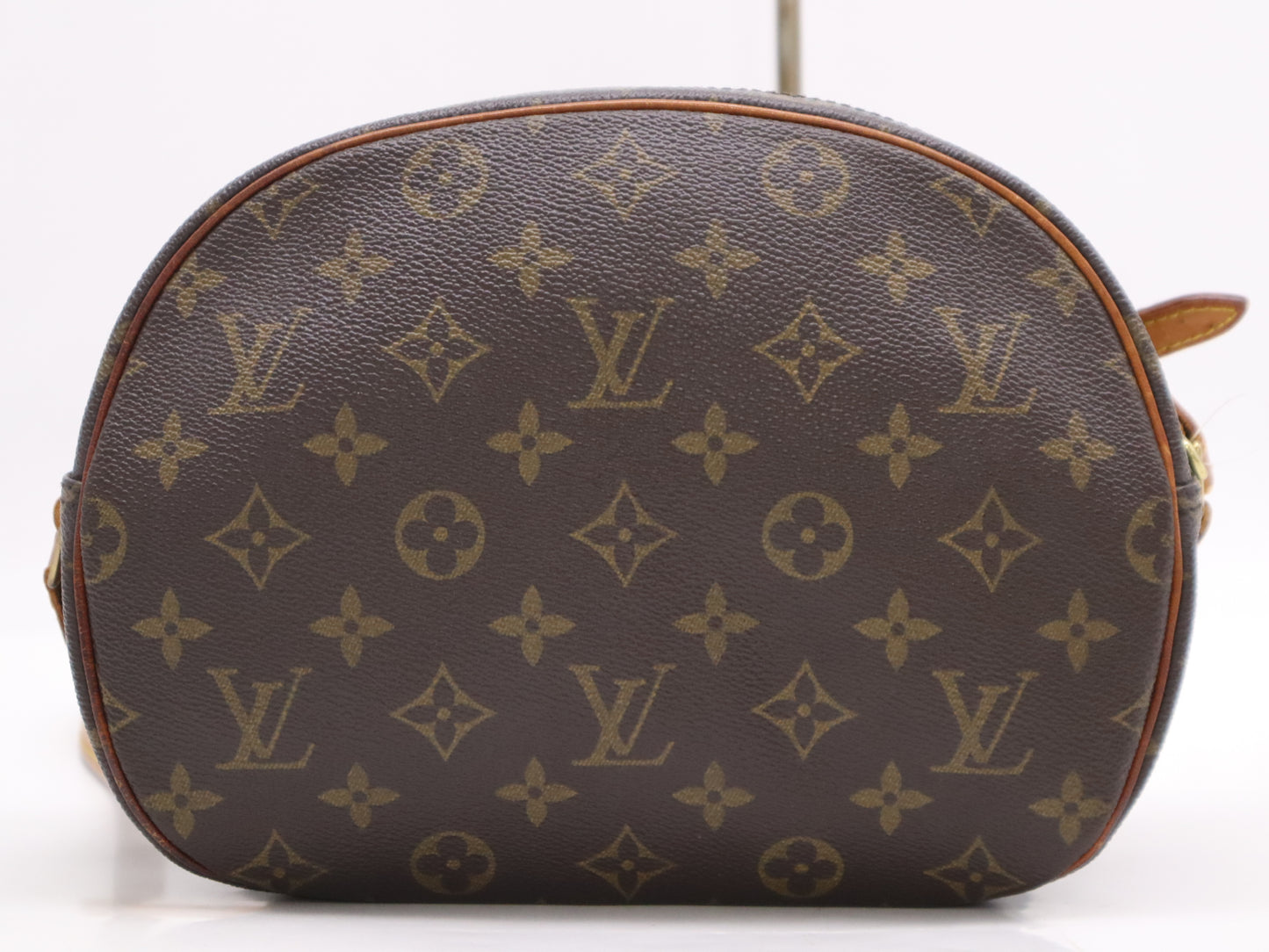 LOUIS VUITTON Monogram M51221 Monogram Blois Shoulder Bag