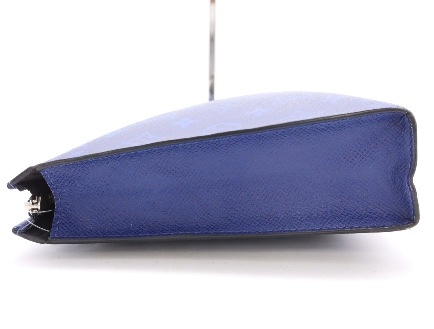LOUIS VUITTON M30423 Taiga Rama Voyage MM Pochette in Cobalt, RFID Verified, Second Bag