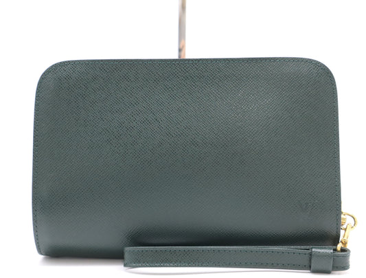 LOUIS VUITTON Taiga M30184 Taiga Baikal Episea Second Bag