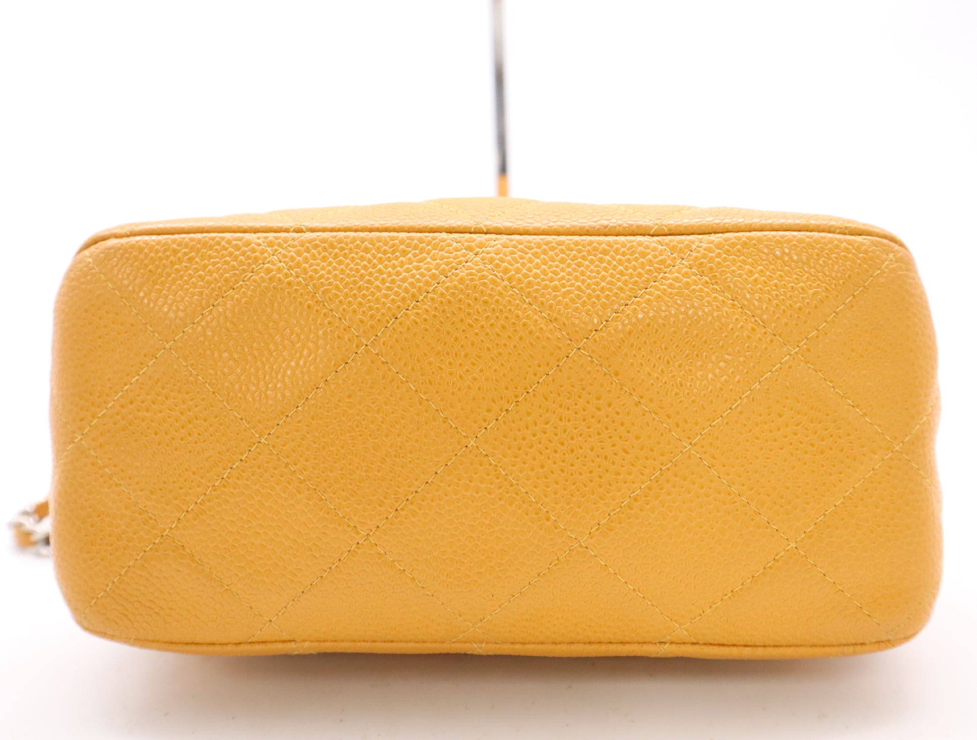 CHANEL Matelasse Caviar Leather Shoulder Bag with Seal and Card 5944773 Shoulder Bag