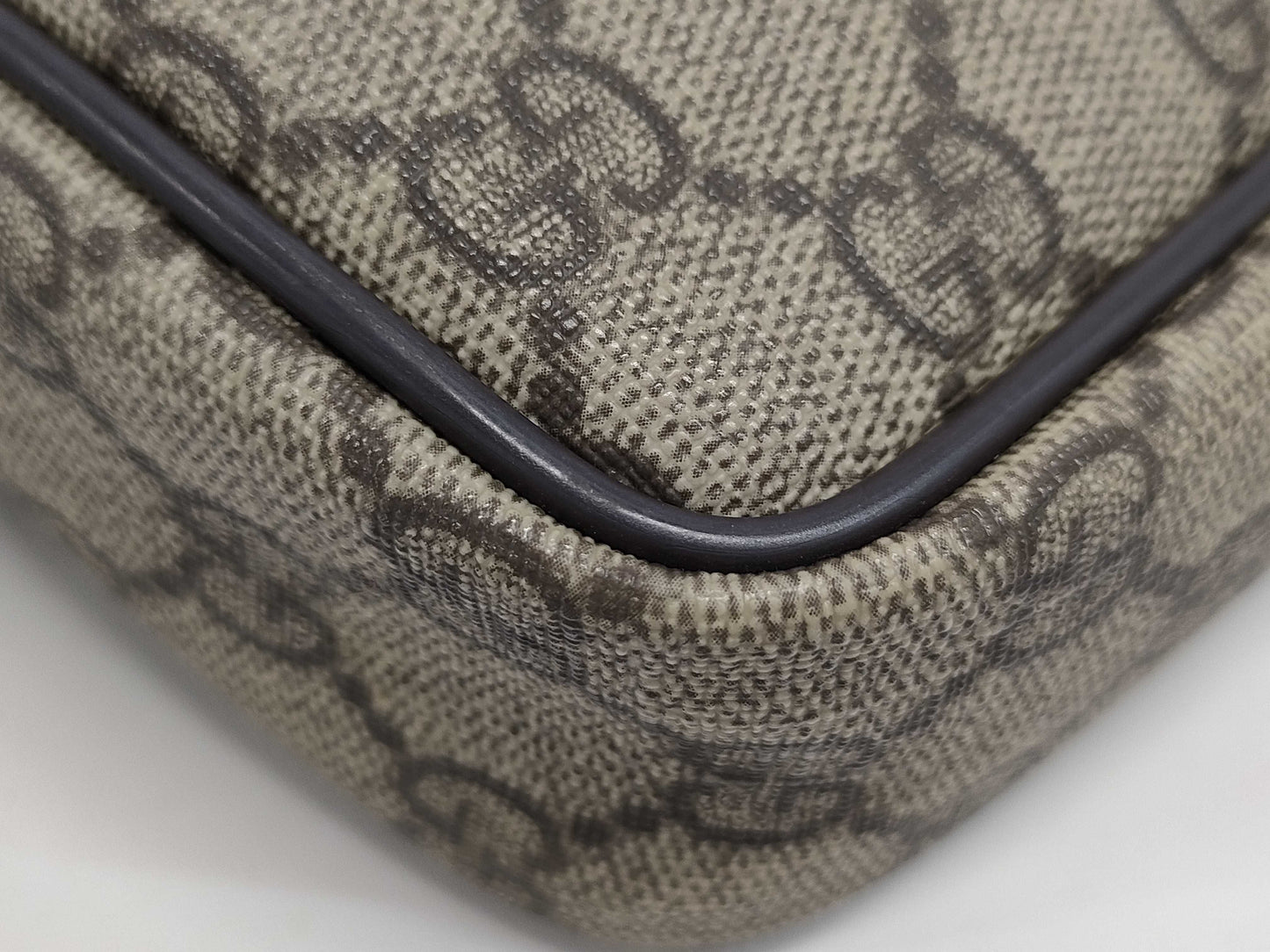 GUCCI 201447 GG Supreme Beige Brown Shoulder Bag