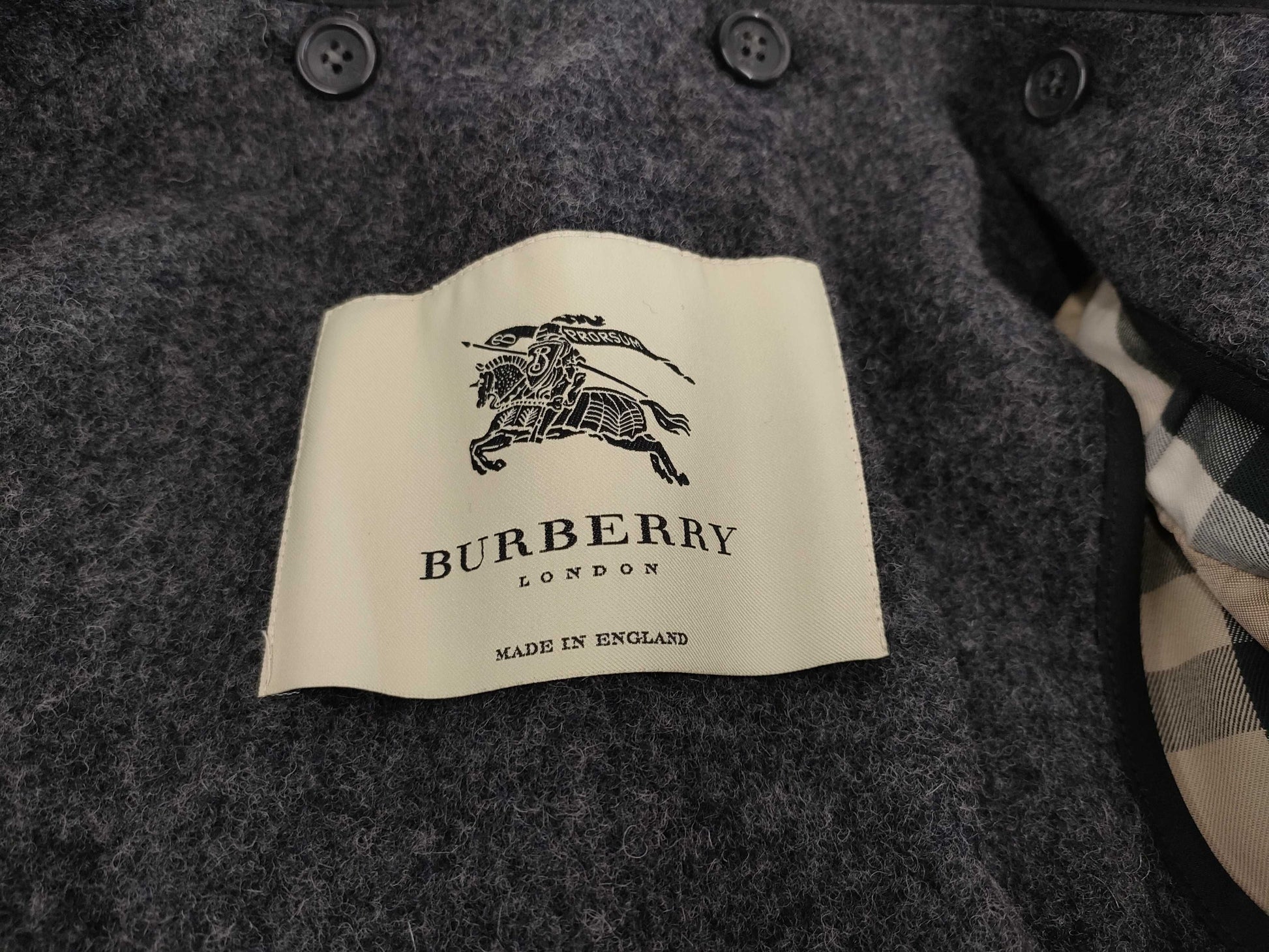 BURBERRY Trench Coat with Garment Liner and Belt, Burberry Japan Tag, Color: Black, Size: UK6, Regular Slim Fit