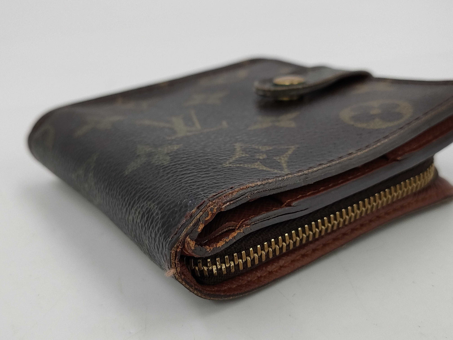 LOUIS VUITTON Monogram Compact Zip Wallet