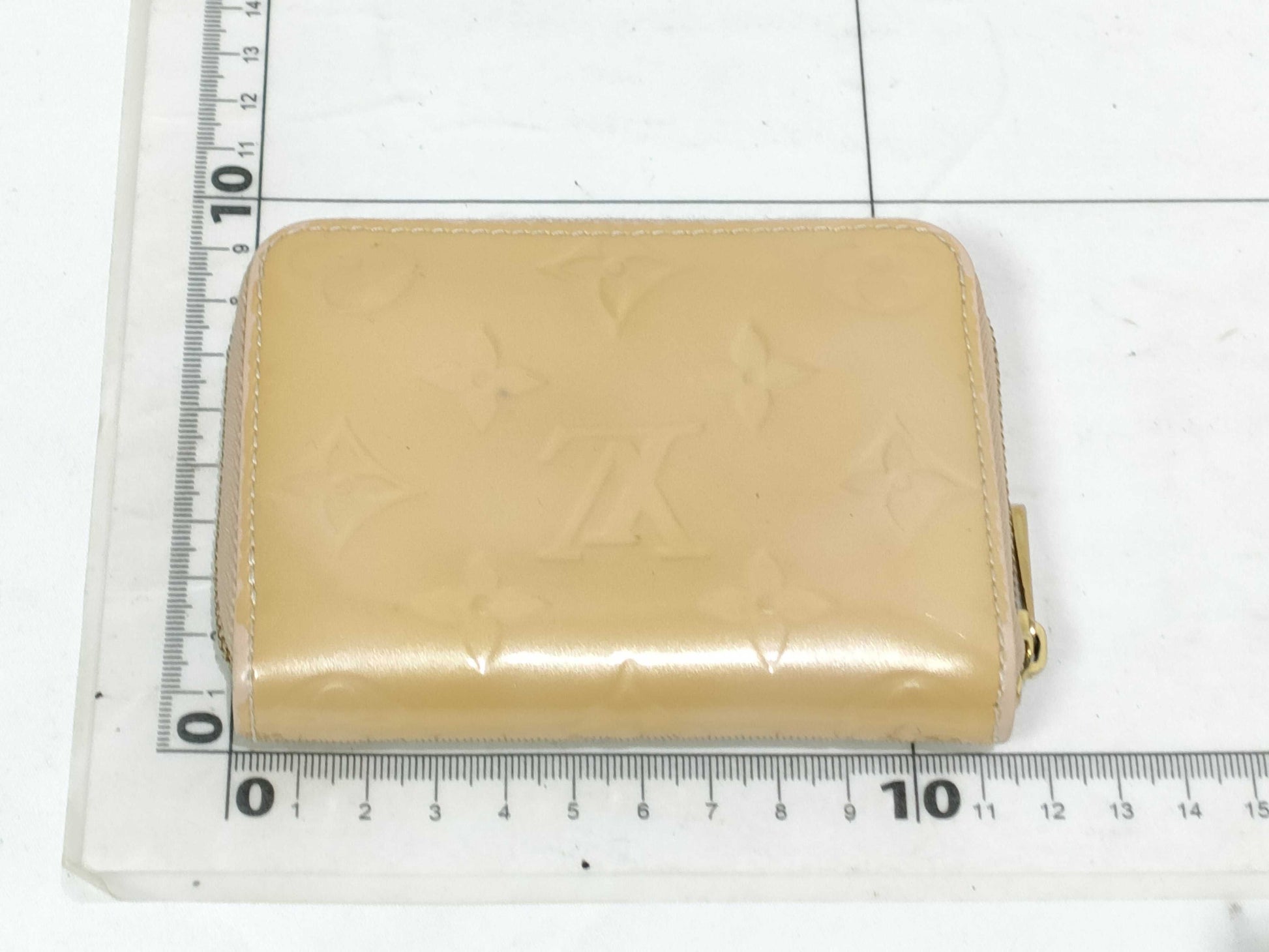 LOUIS VUITTON Vernis Vernis Coin Case
