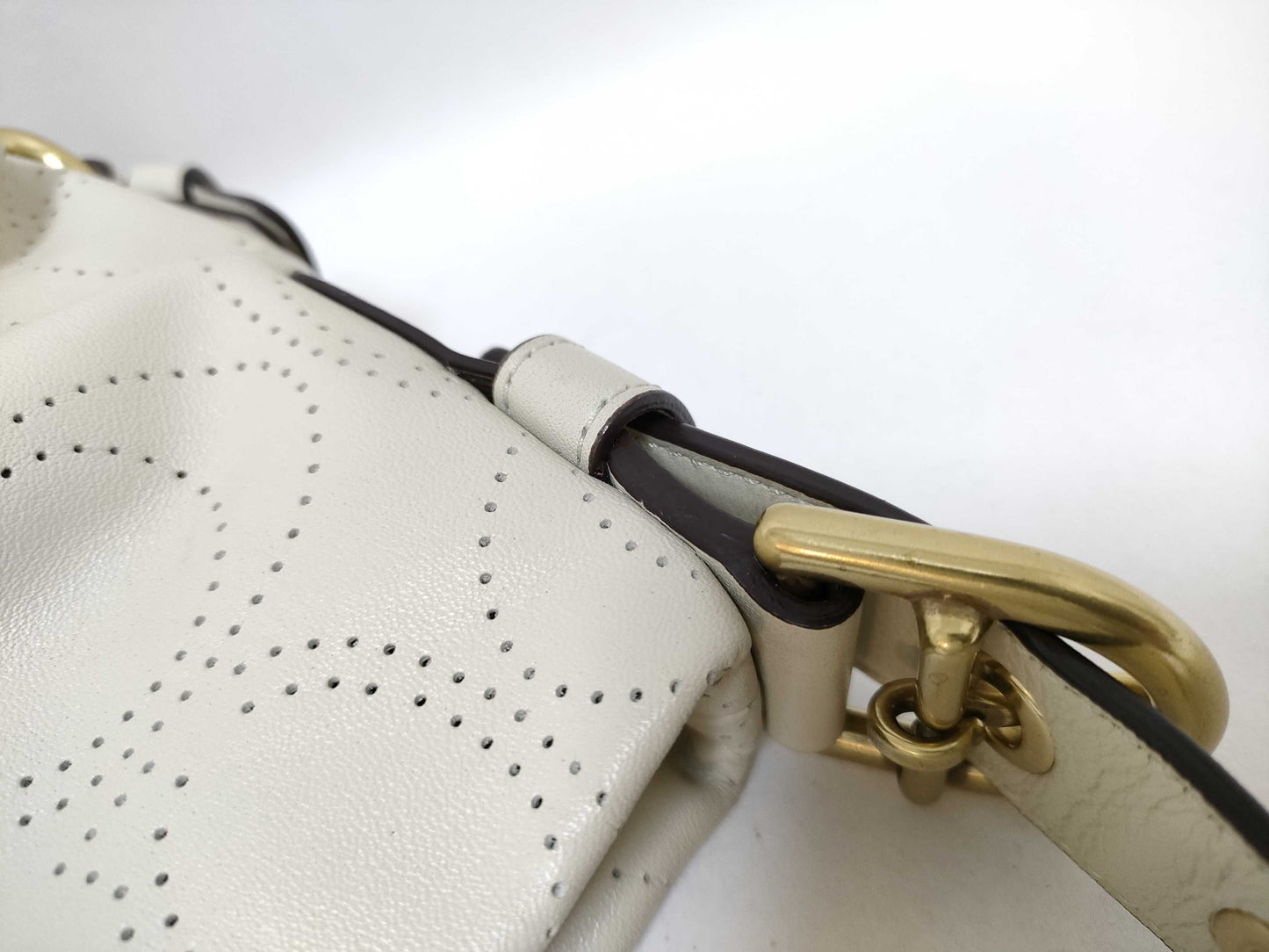 COACH Signature Coach Bag White Shoulder Bag