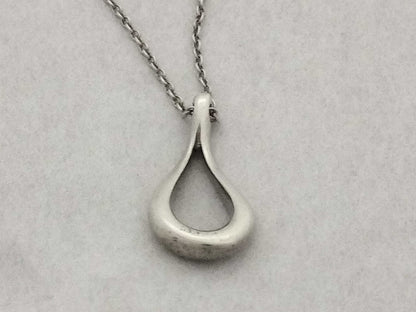 Tiffany & Co. Teardrop Tiffany Necklace Necklace