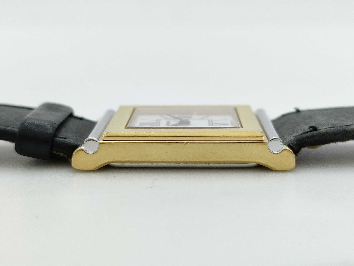 Yves Saint Laurent 4625-E68613 560136 Quartz Women's Watch