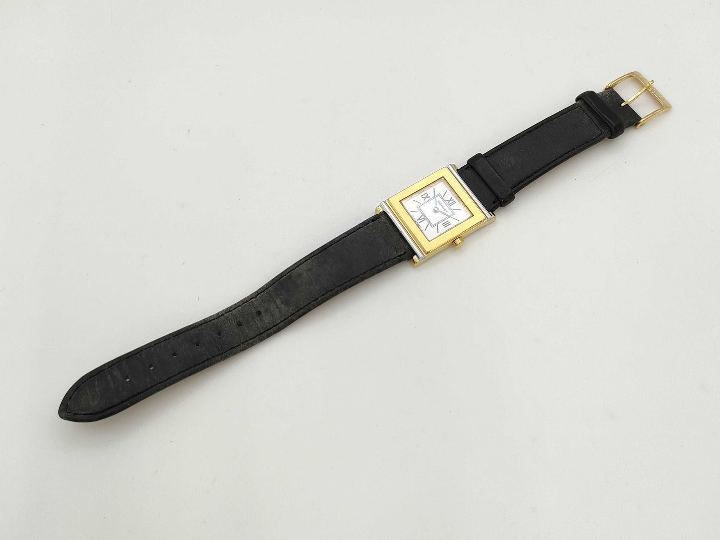 Yves Saint Laurent 4625-E68613 560136 Quartz Women's Watch