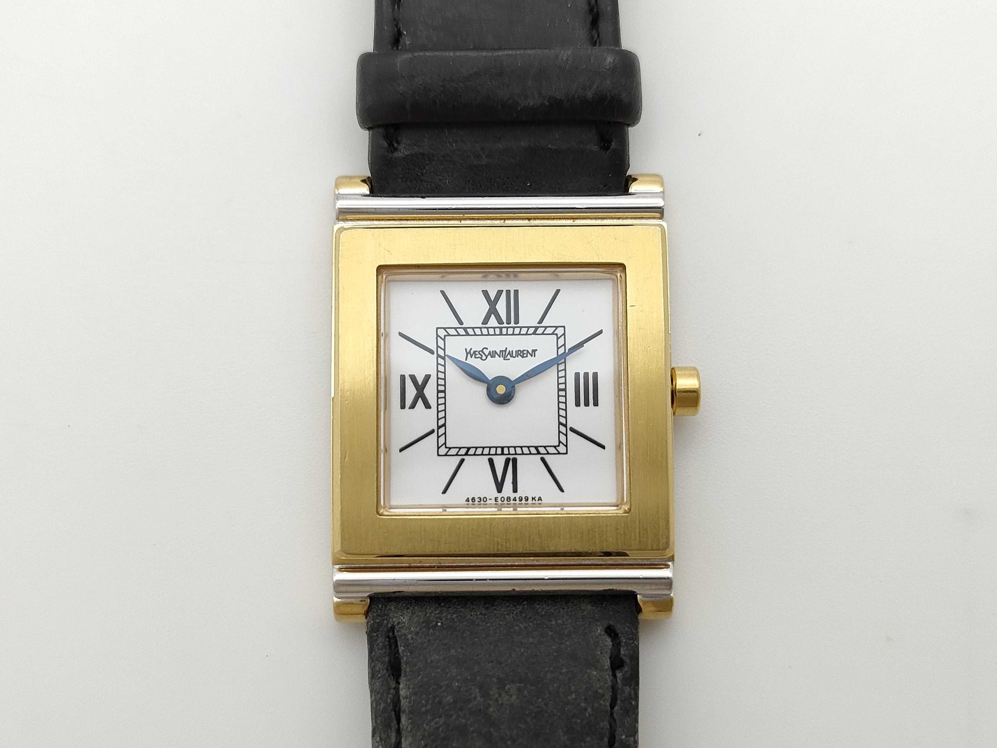 Yves Saint Laurent 4625-E68613 560136 Quartz Women's Watch