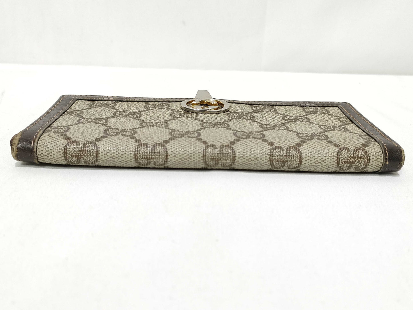 GUCCI GG Supreme Gucci Wallet