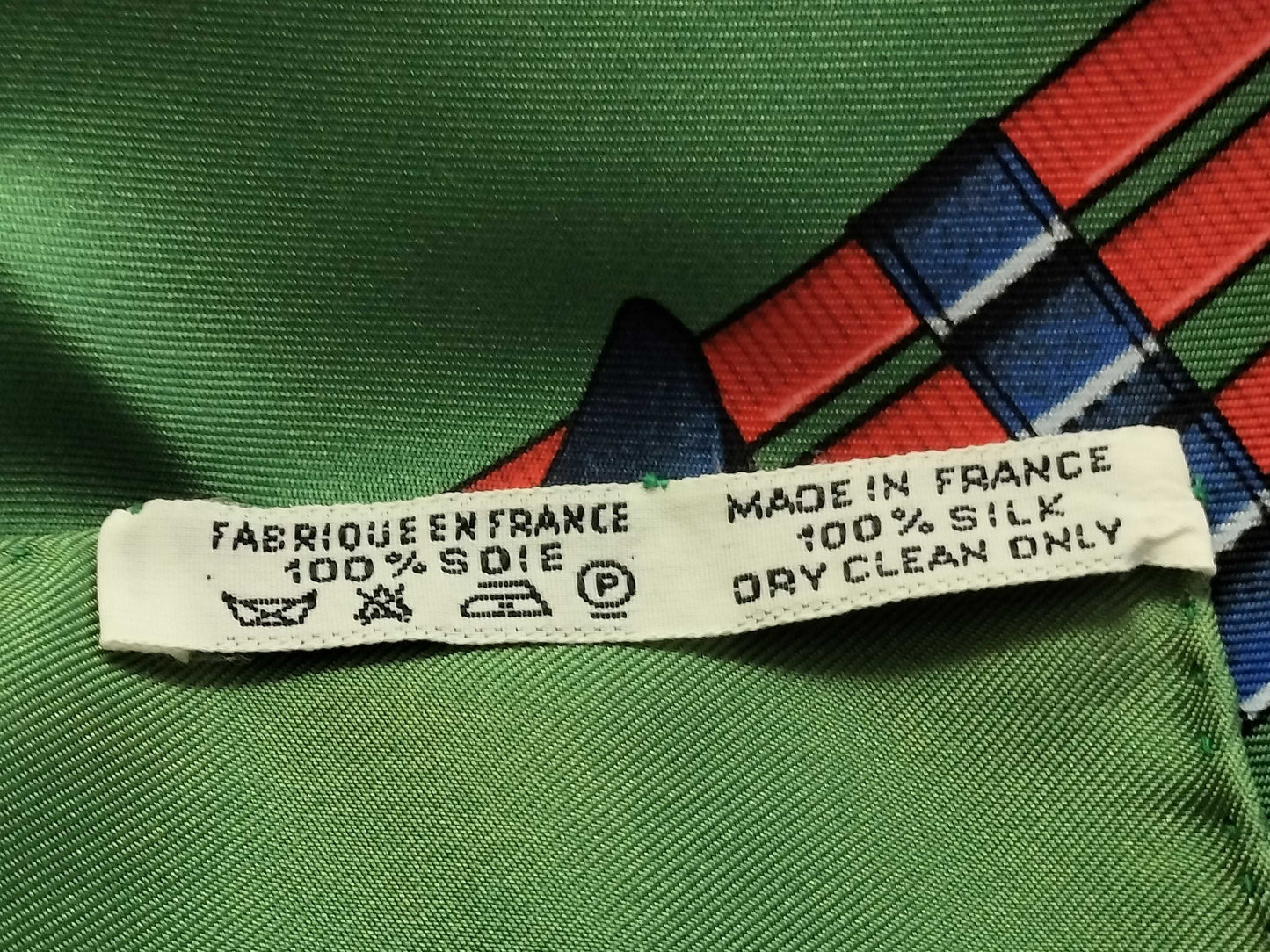 HERMES Carre Item Scarf