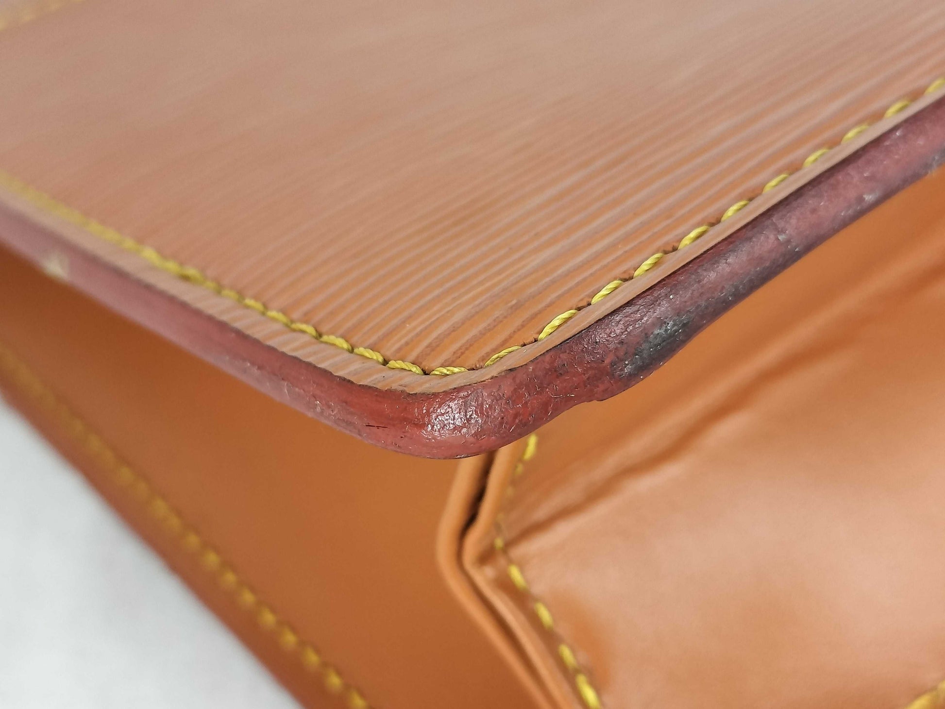 LOUIS VUITTON Epi LV Epi Pochette Homme M52528 Second Bag