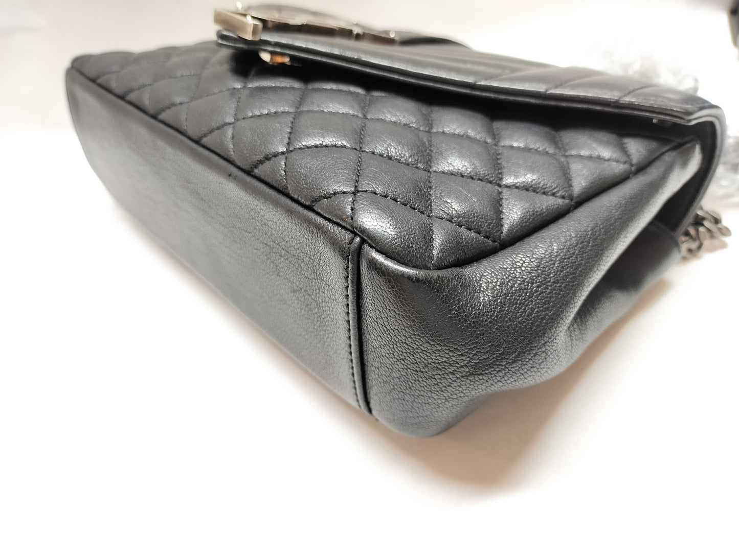 SAINT LAURENT SAINT LAURENT Envelope Chain Shoulder Bag TC1428125 Black with Black Hardware and Caviar Leather 416 Shoulder Bag