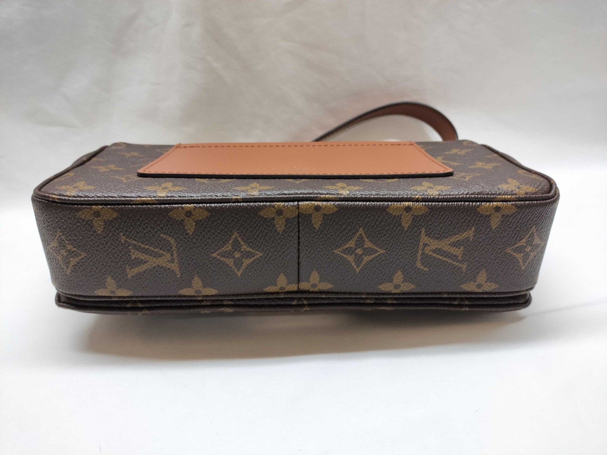 LOUIS VUITTON Marceau Chain Shoulder Bag Monogram M46127 Brown Gold Hardware PVC RFID Shoulder Bag