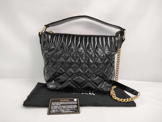 CHANEL CHANEL Hobo Chain Shoulder Bag Black with Gold Hardware and Leather 28199162 Shoulder Bag