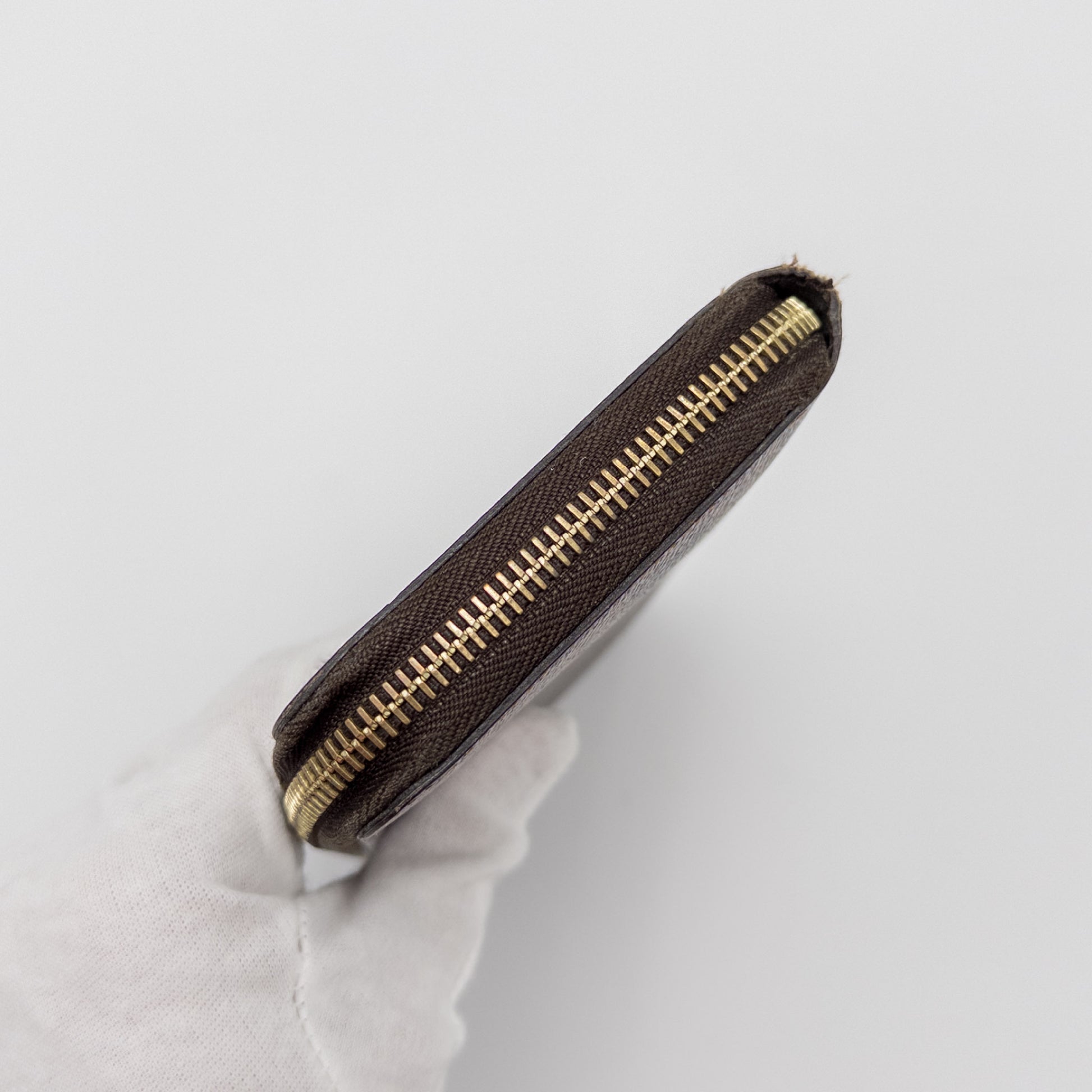 LOUIS VUITTON Damier Zippy Wallet N41661 Wallet