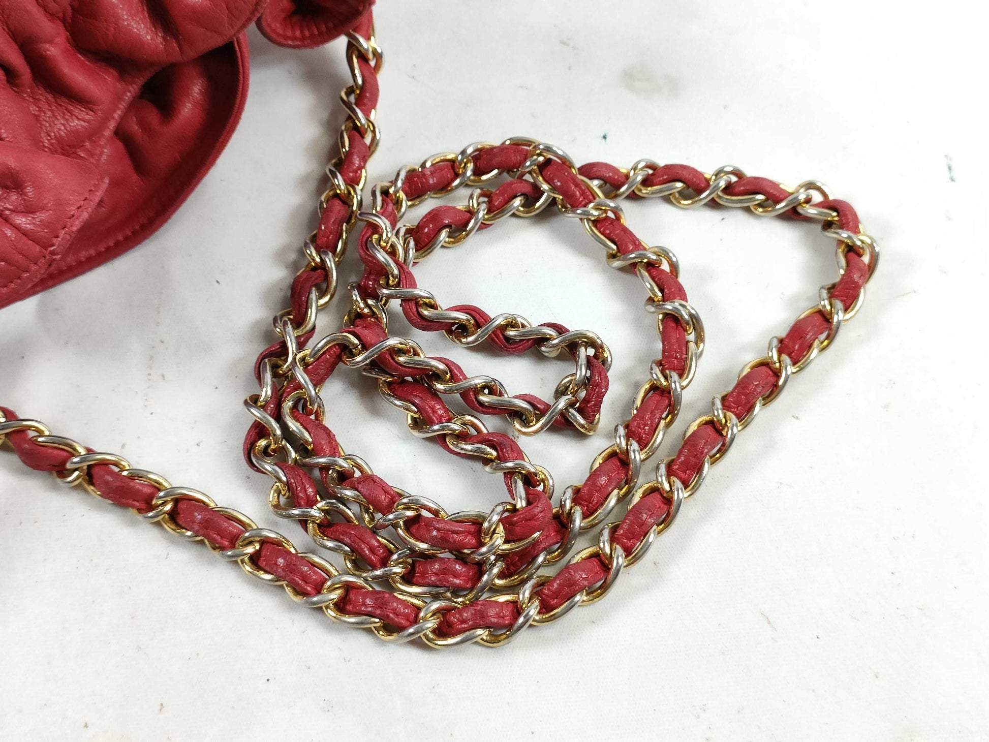 CHANEL Matelasse Lambskin Chain Shoulder Bag with Drawstring and Seal