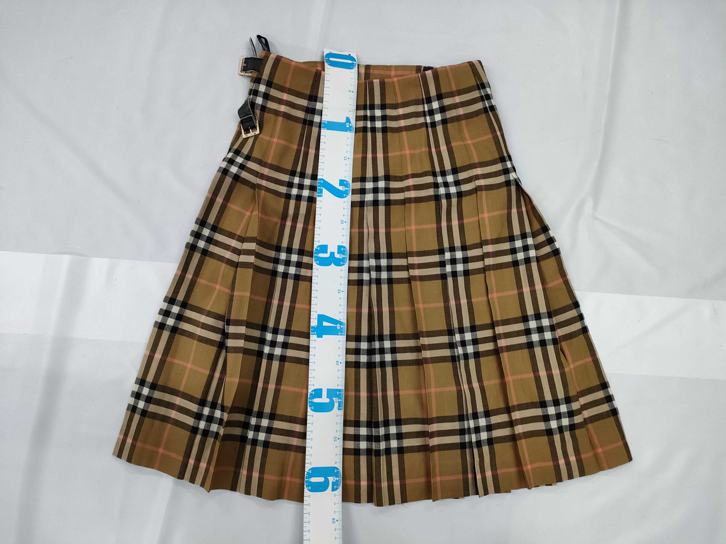 BURBERRY skirt size 36 skirt