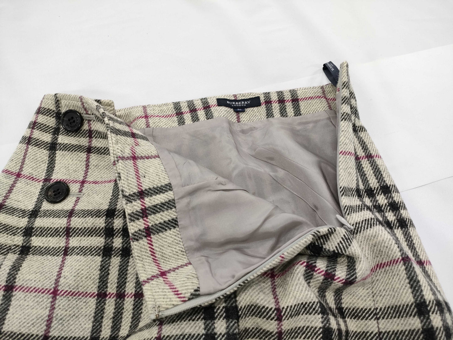 BURBERRY BURBERRY Skirt Size 36 Skirt