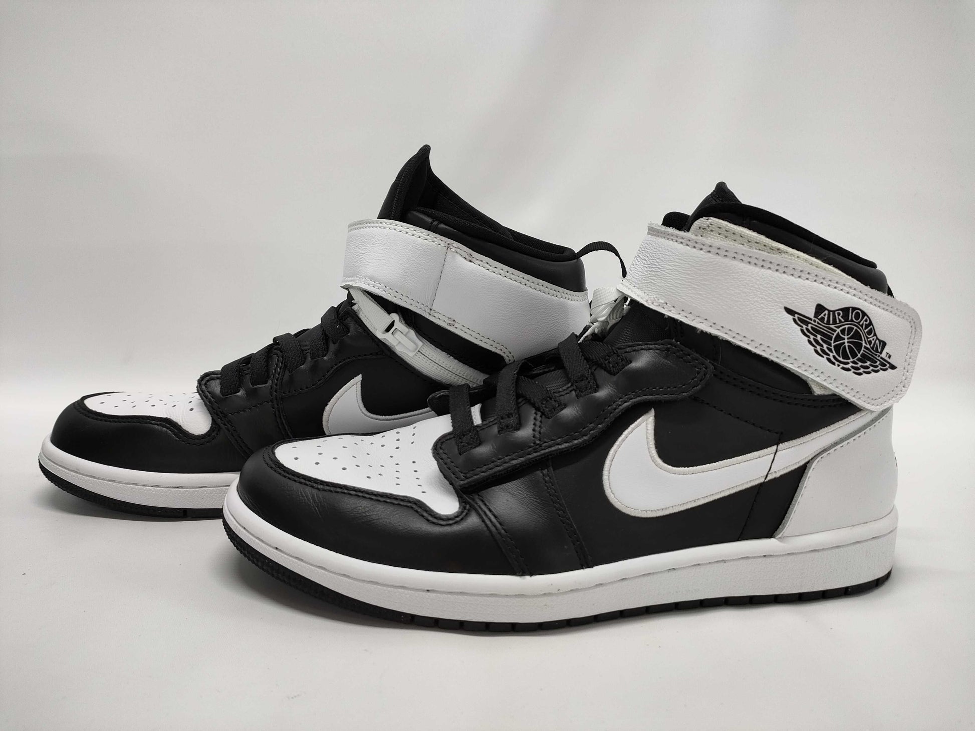 NIKE Jordan 1 size 26 sneakers