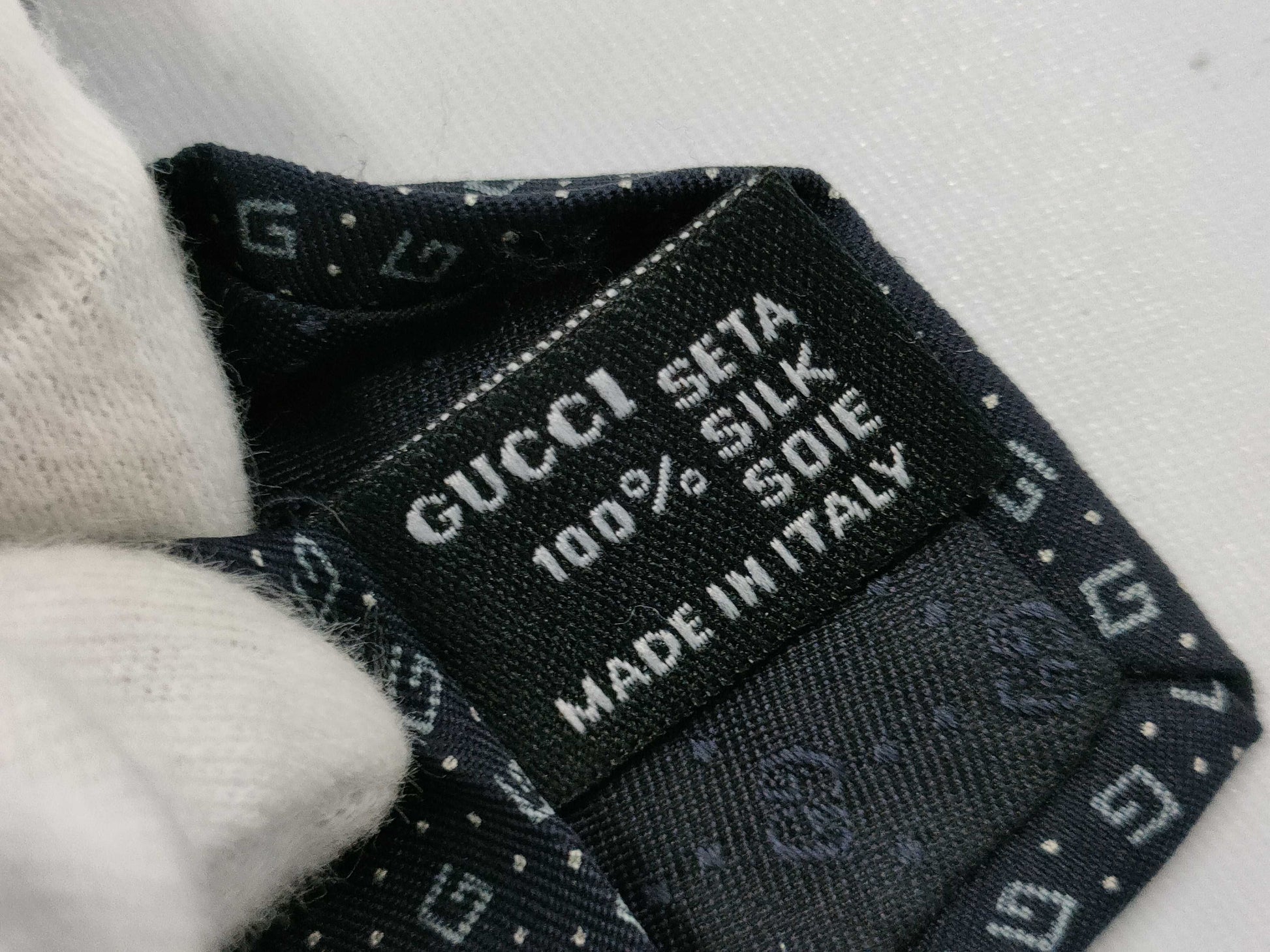 GUCCI 2-piece tie set