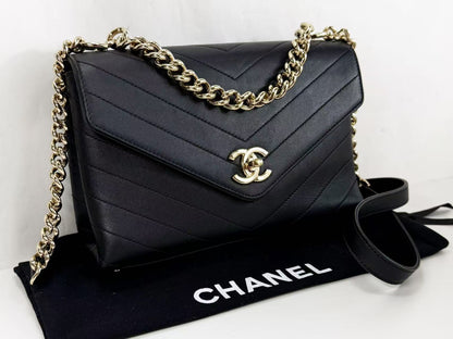 CHANEL Black Chevron Shoulder Bag, W23/H15/D7cm, Approx. 26 Series, Gold Hardware, with Dust Bag and Sticker, 26544370, Excellent Condition