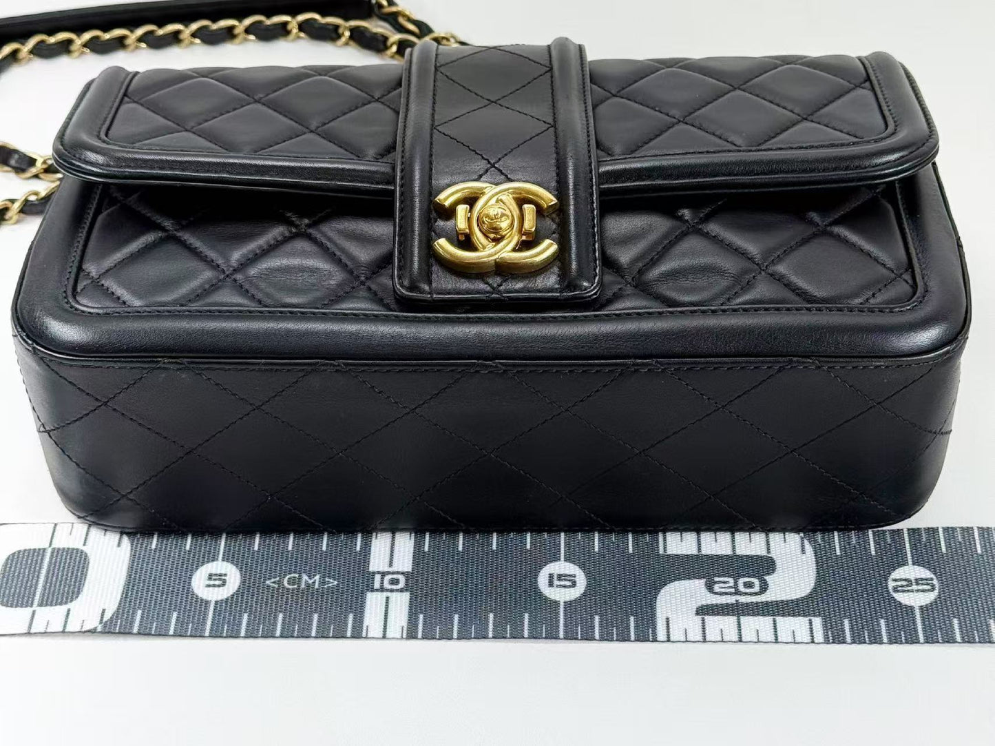 CHANEL Matelasse Black Elegant Double Chain Bag, W26cm, H15cm, D7cm, Approx. 20 Series [G Card and Sticker Included] Vintage G Hardware Shoulder Bag, 20761513, Excellent Condition
