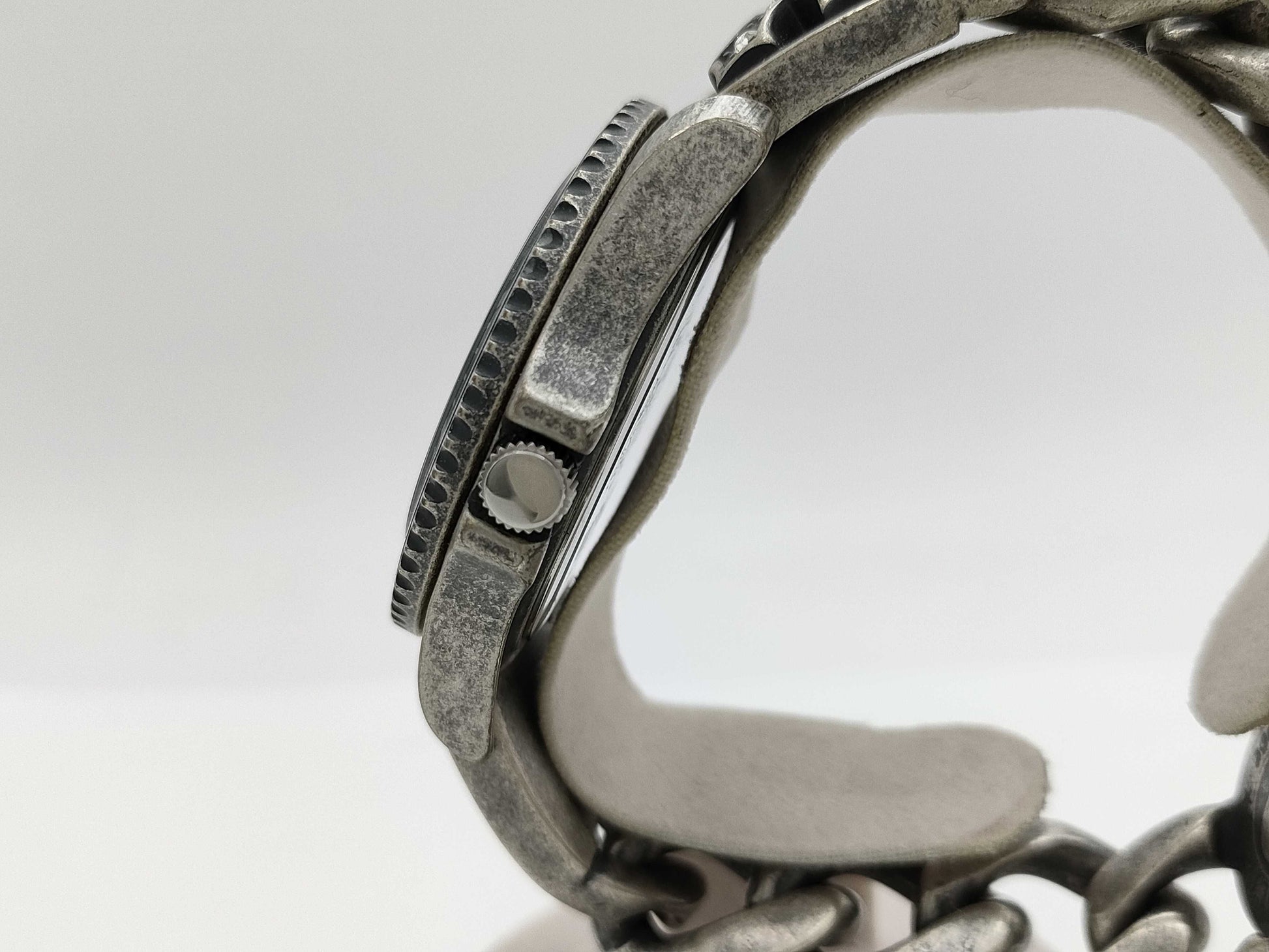 voltage VO-023 Quartz Men's Watch