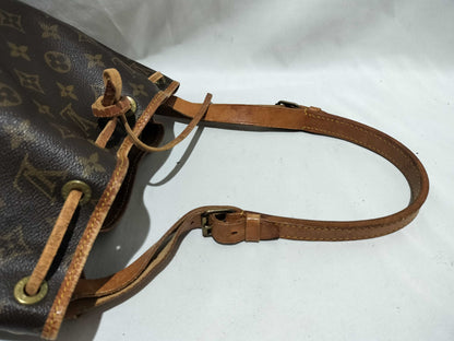 LOUIS VUITTON Monogram Petit Noe Shoulder Bag M42226 Shoulder Bag