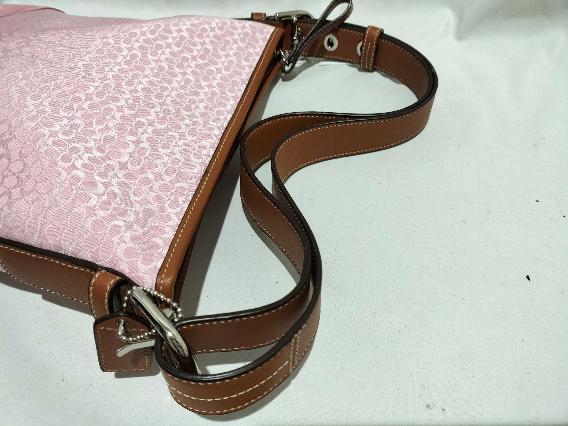COACH shoulder bag with tag, pink shoulder bag
