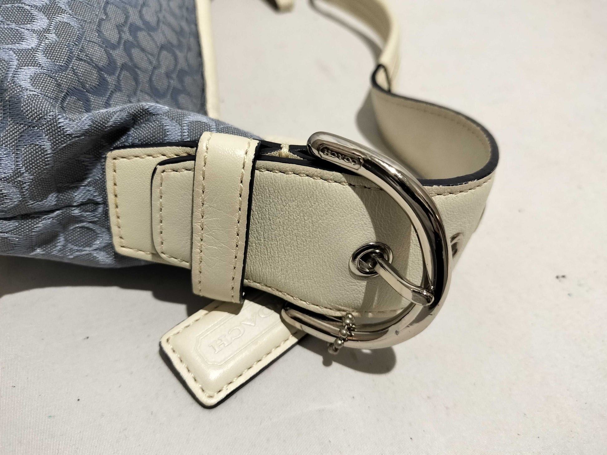 COACH Signature Coach Shoulder Bag Signature Blue Handbag