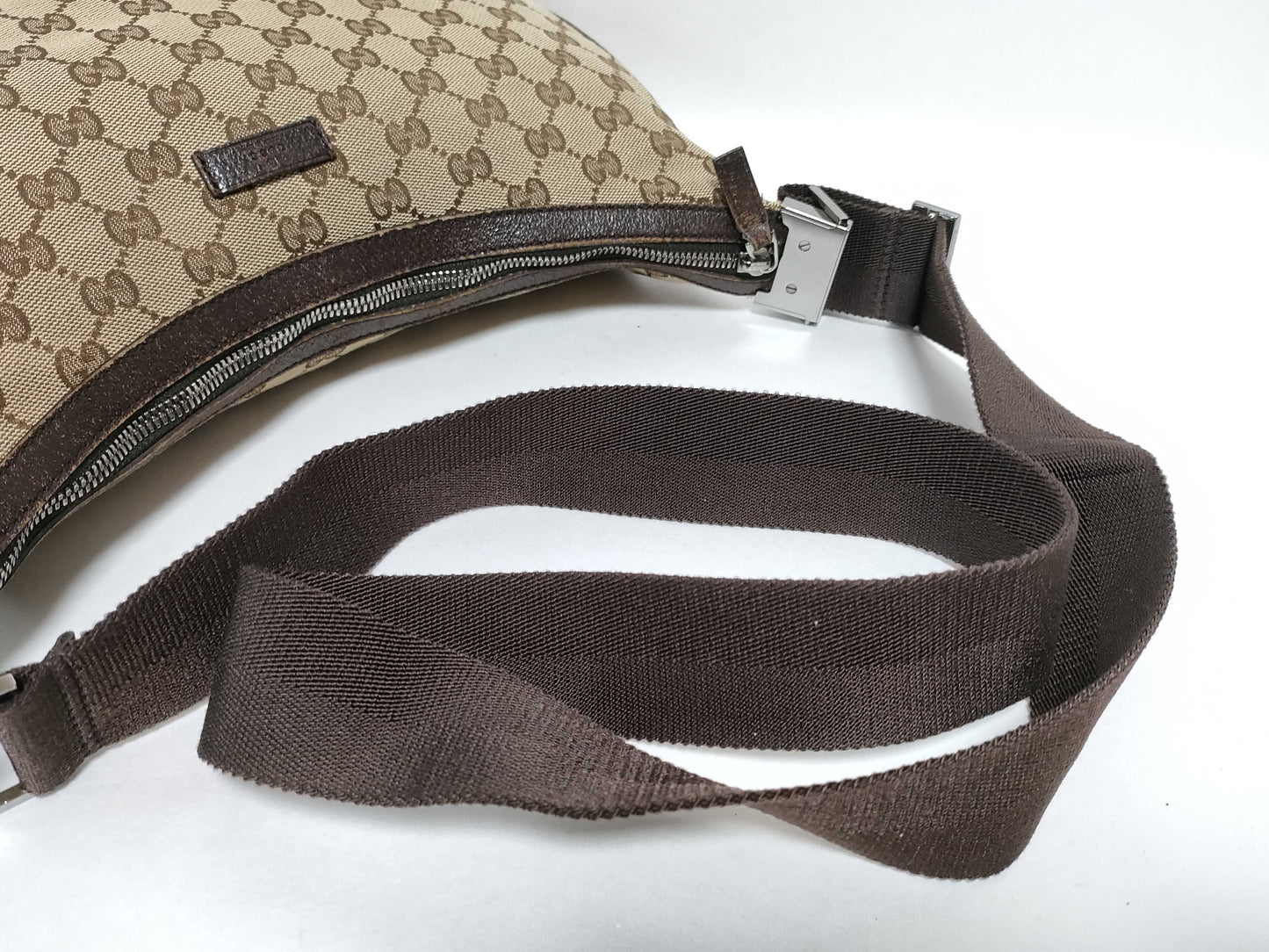 GUCCI GG Canvas Shoulder Bag 122790