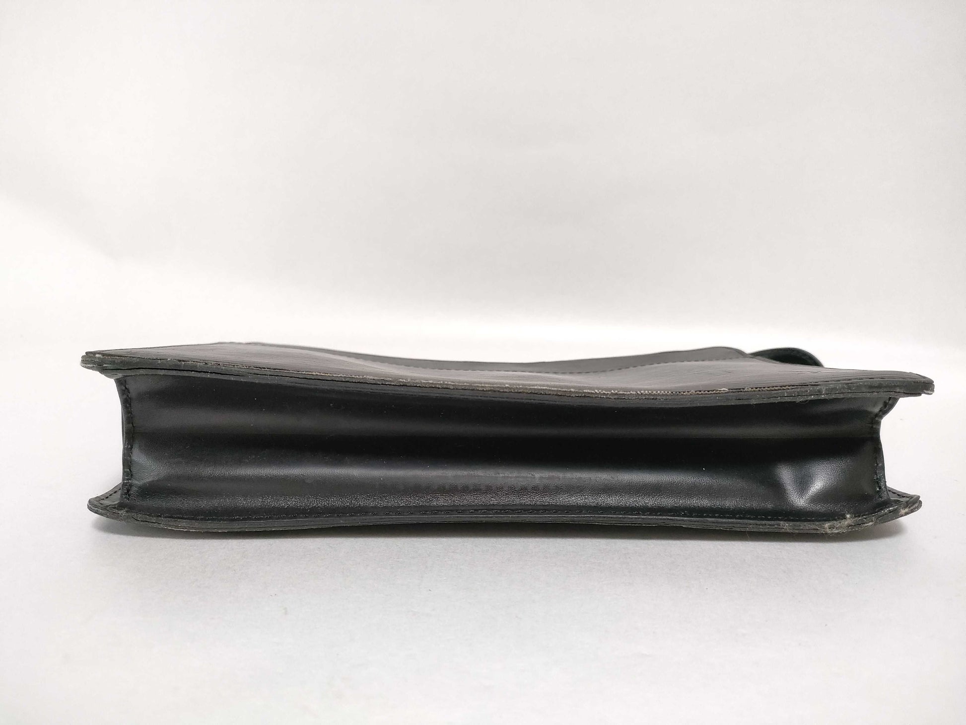 LOUIS VUITTON Epi Louis Vuitton Epi Pochette Homme Second Bag