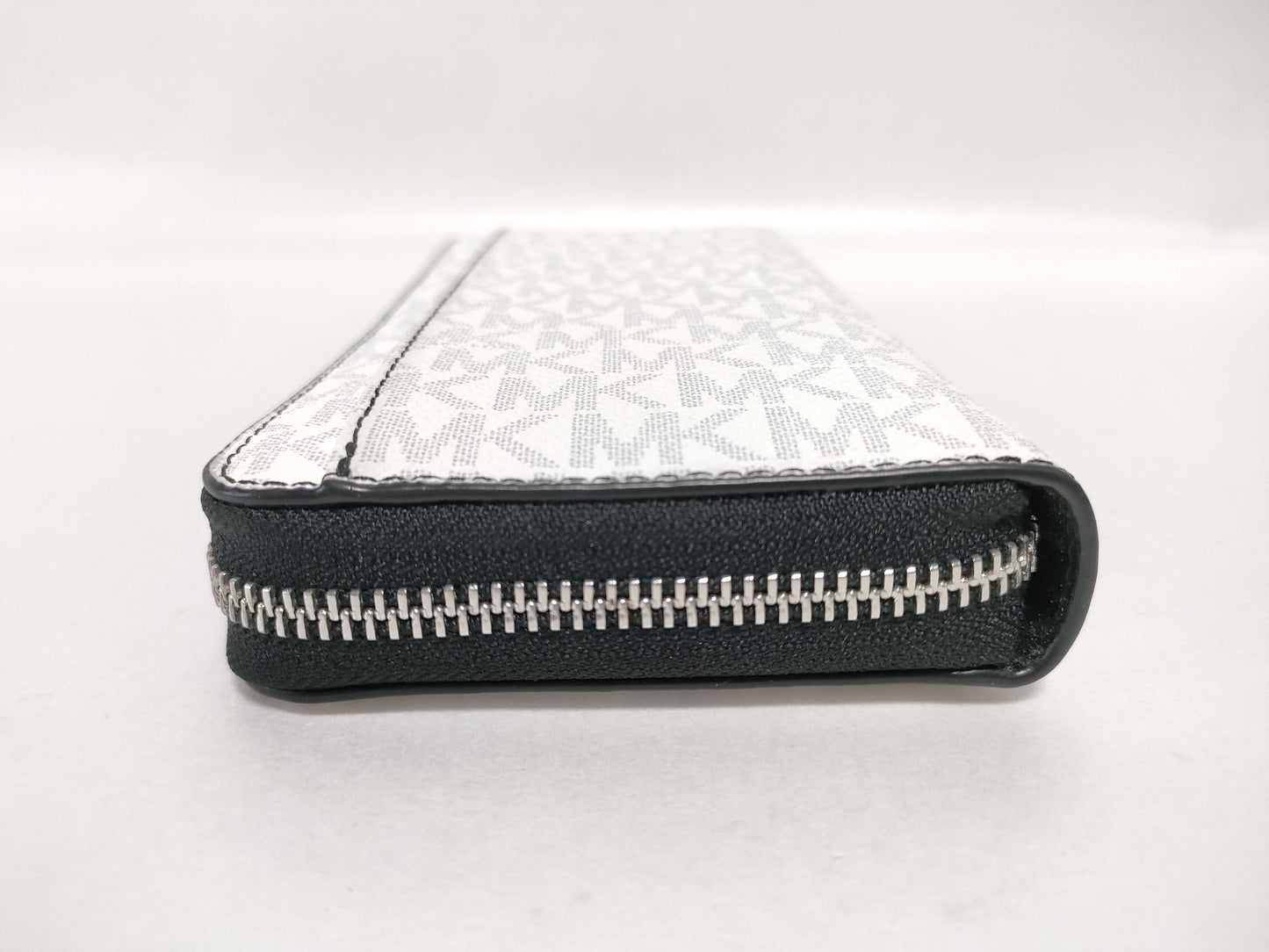 Michael Kors MK Signature Round Long Wallet