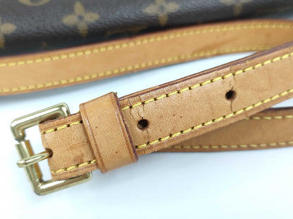 LOUIS VUITTON Monogram Shoulder Bag