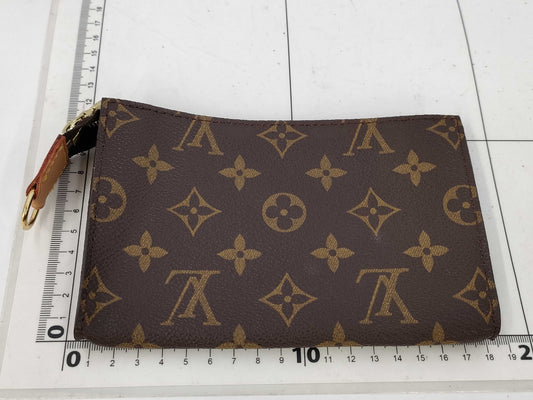 LOUIS VUITTON Monogram Louis Vuitton Pouch