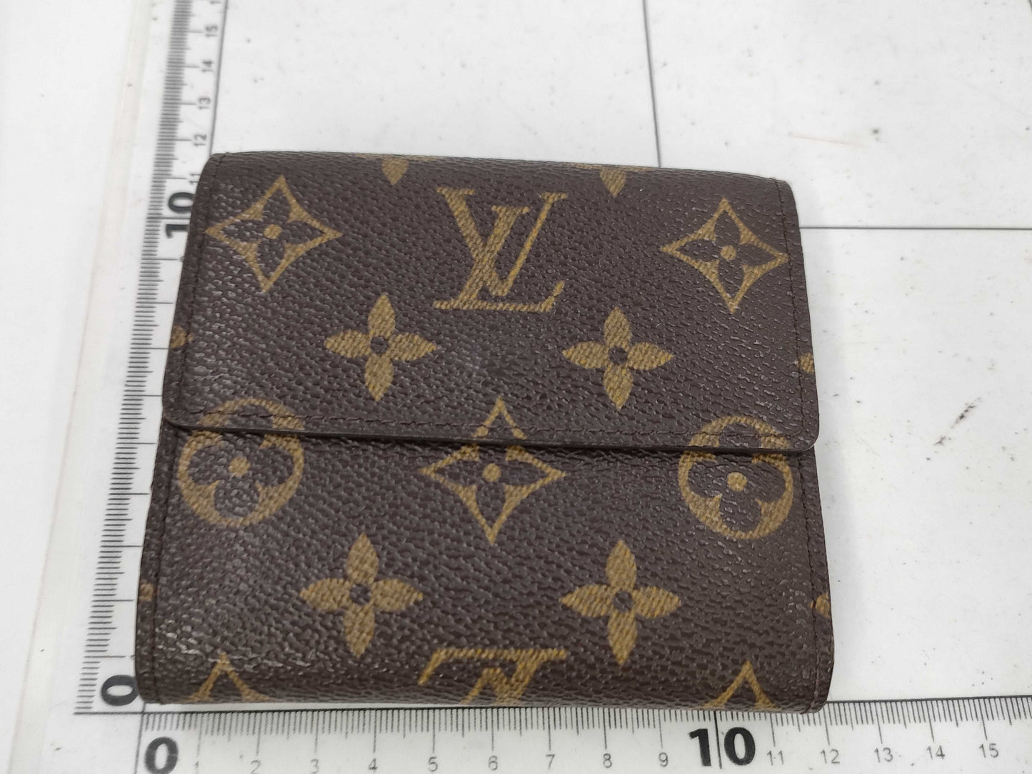 LOUIS VUITTON Monogram Wallet