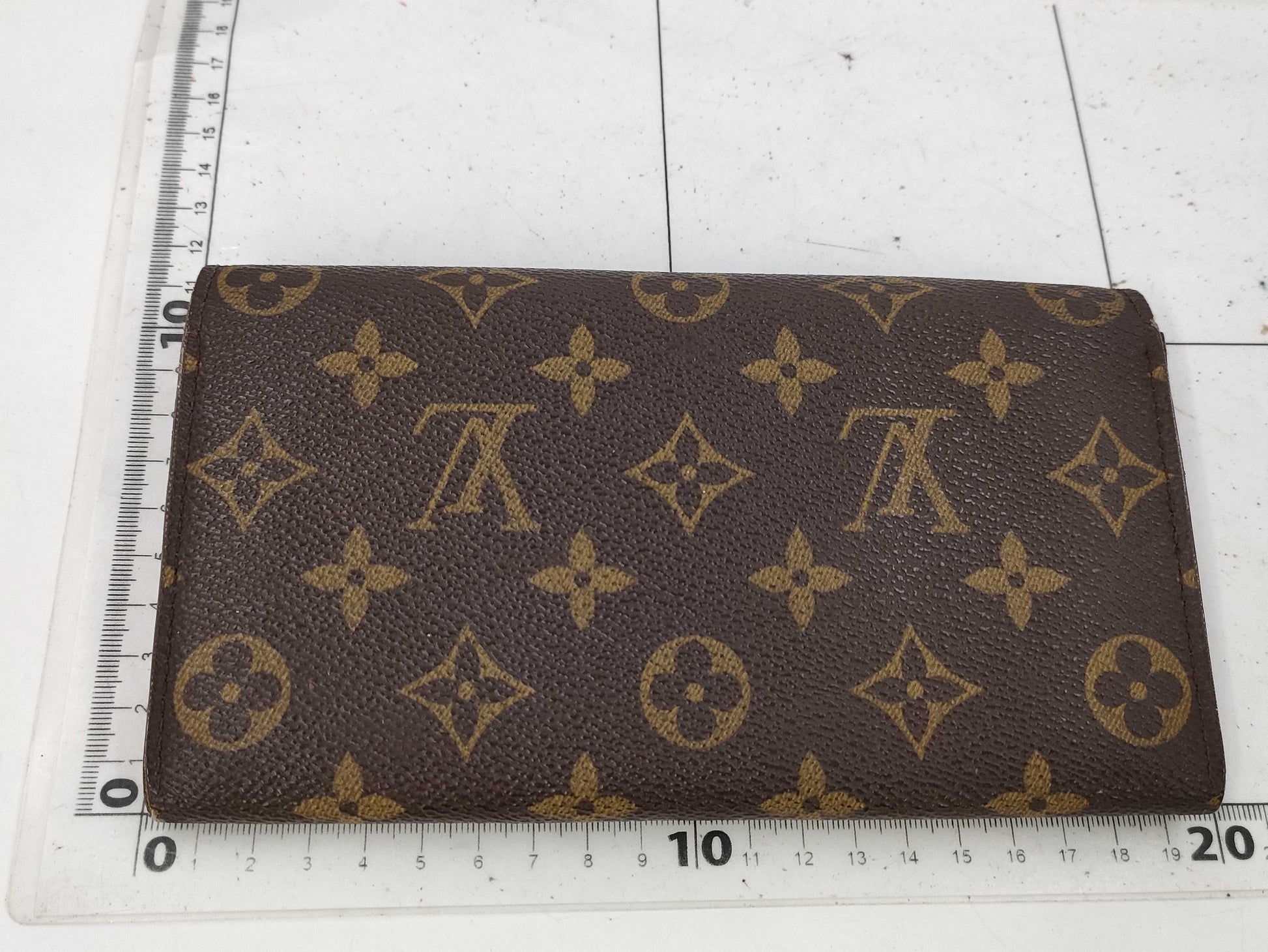 LOUIS VUITTON Monogram Wallet Louis Vuitton