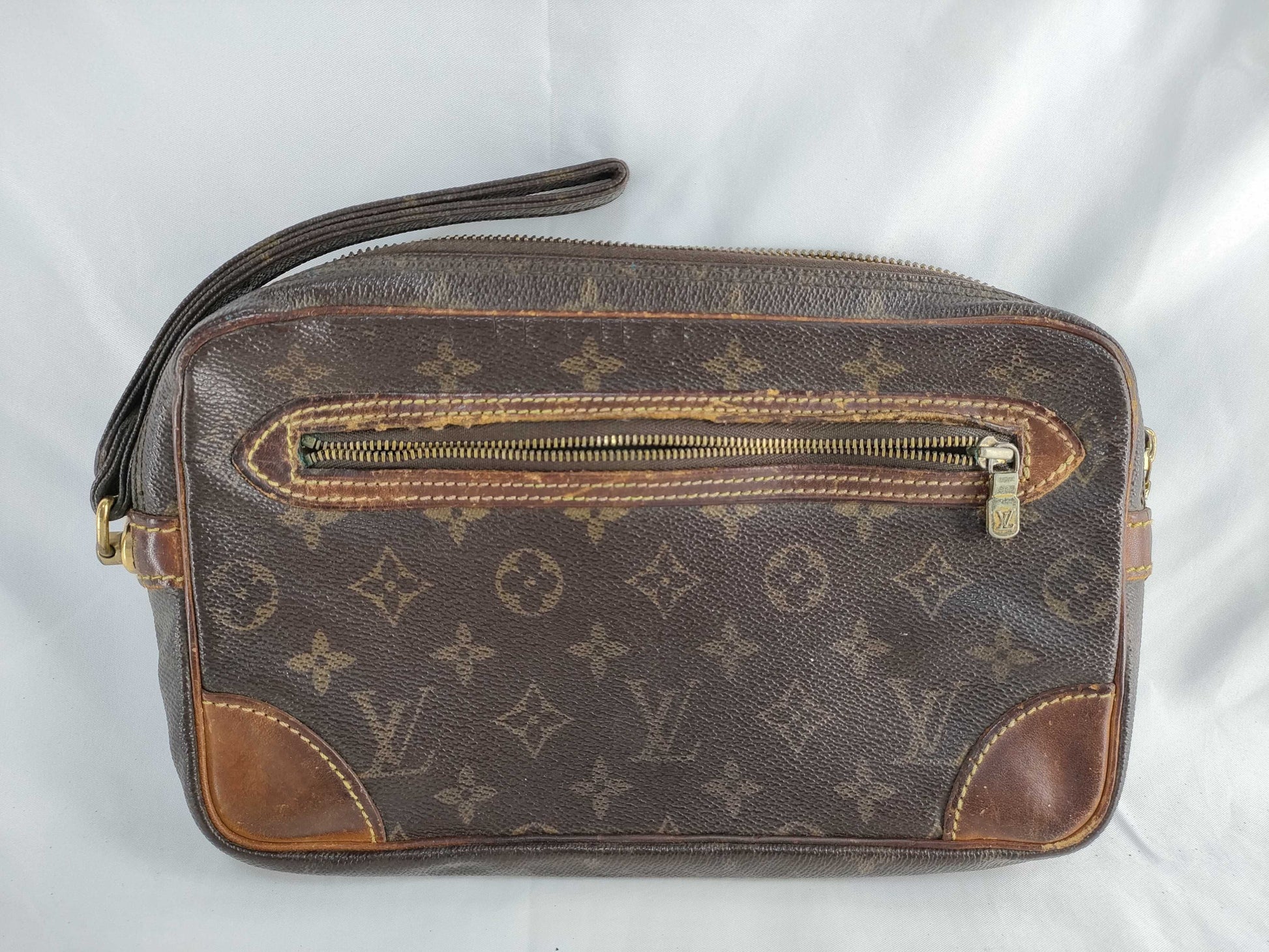 LOUIS VUITTON Monogram Brand Other Pouch Louis Vuitton Second Bag
