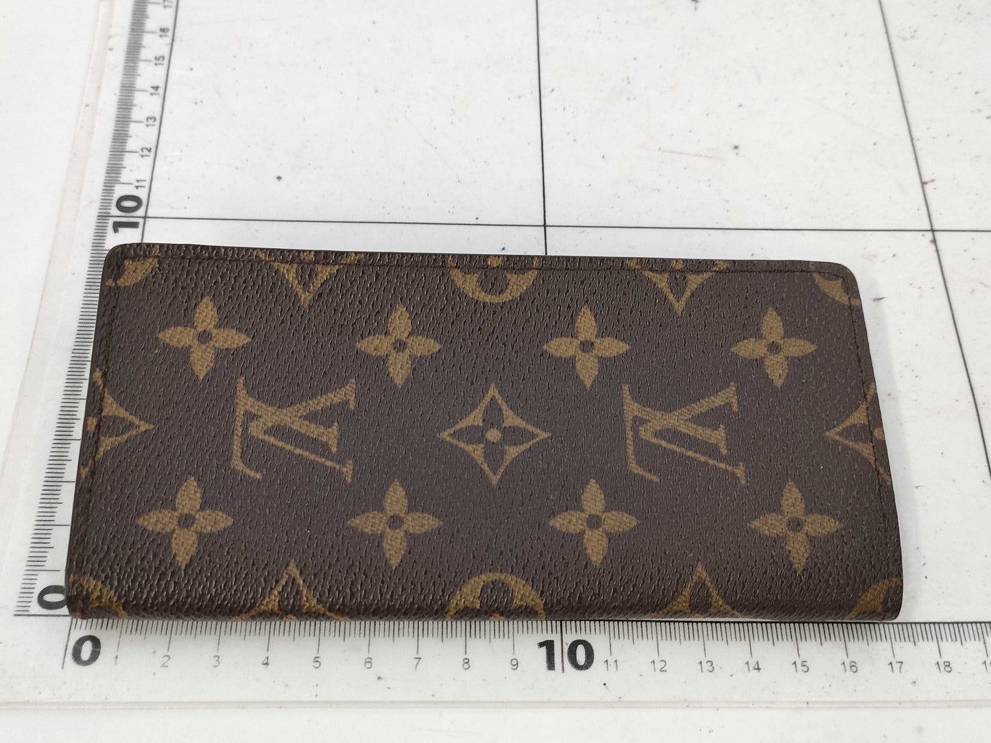 LOUIS VUITTON Monogram Wallet