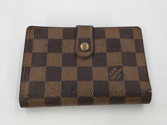 LOUIS VUITTON Damier Wallet