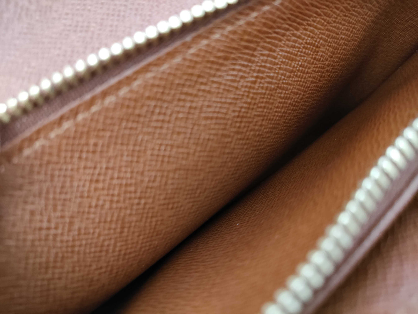 LOUIS VUITTON Monogram Wallet